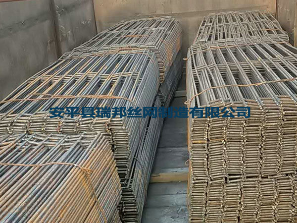 O型钢筋梯/钢筋托梁 - 安平县瑞邦丝网制造有限公司图片3