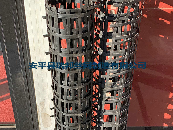 煤矿钢塑格栅 - 安平县瑞邦丝网制造有限公司图片2